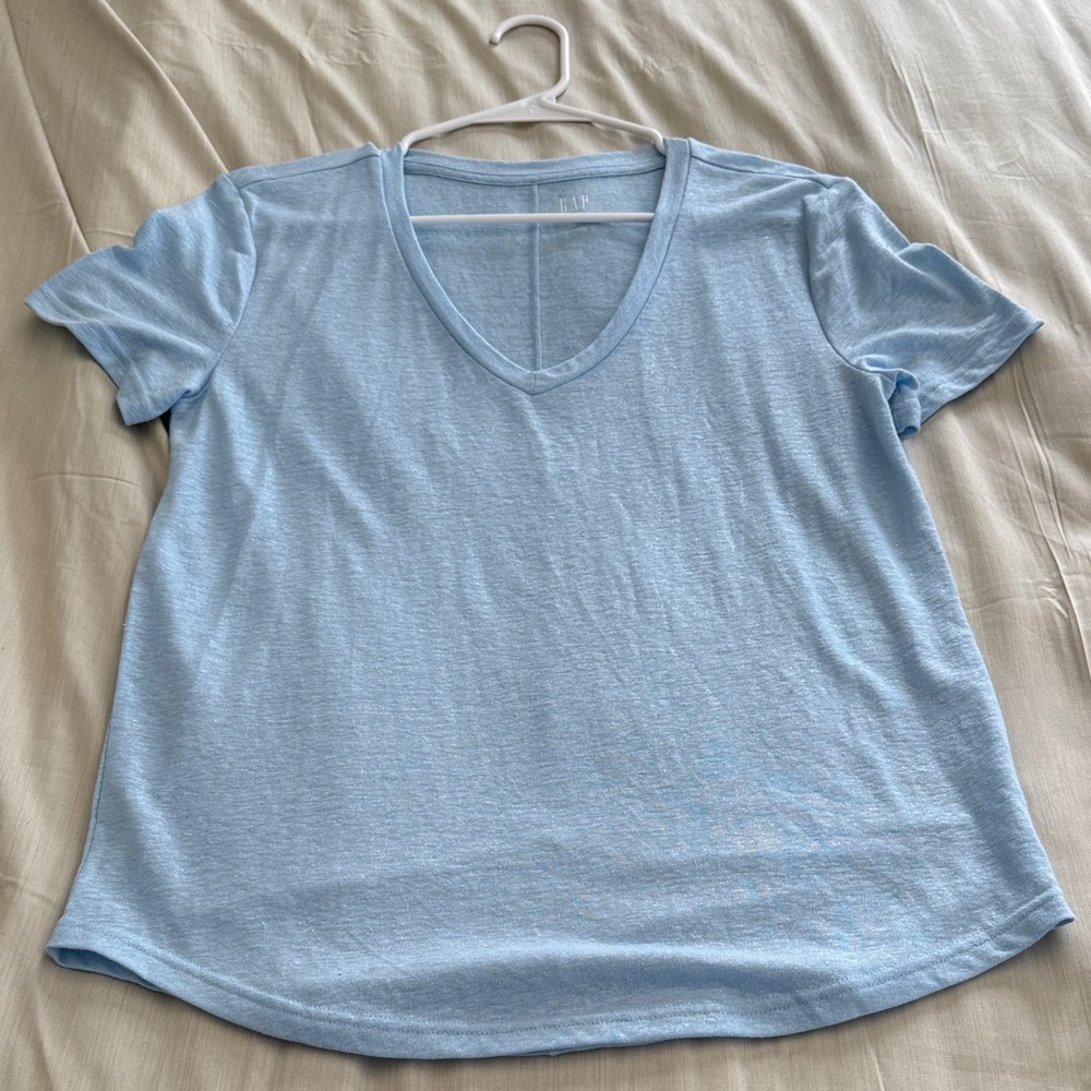 GAP linen tee
